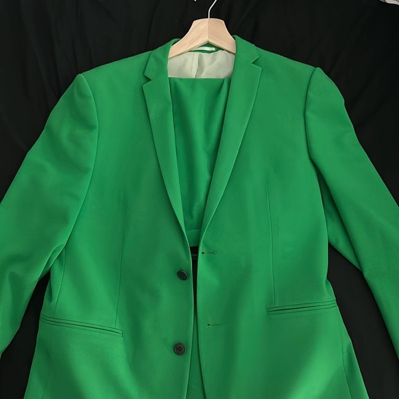 Simons Green Suit - Picture 1 of 4
